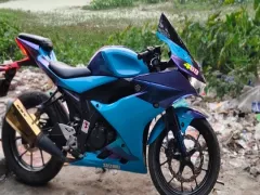 GSX R150 ABS